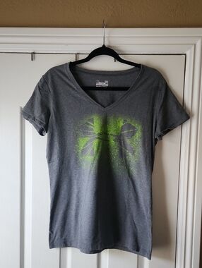 Under Armour Women's HeatGear Semi Fitted Shirt Top in gray. 